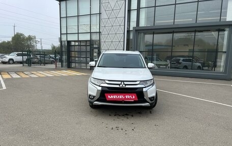 Mitsubishi Outlander III рестайлинг 3, 2015 год, 1 780 000 рублей, 4 фотография