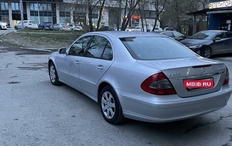 Mercedes-Benz E-Класс, 2006 год, 1 190 000 рублей, 14 фотография