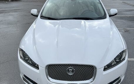 Jaguar XF I рестайлинг, 2013 год, 1 фотография