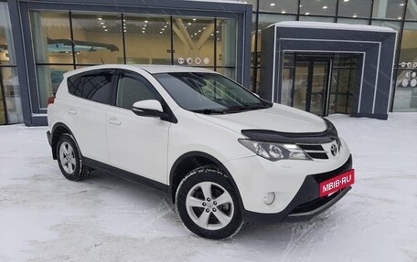 Toyota RAV4, 2013 год, 1 960 000 рублей, 3 фотография