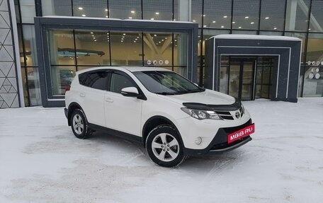 Toyota RAV4, 2013 год, 1 960 000 рублей, 11 фотография