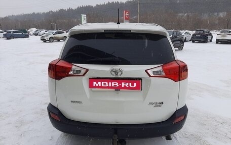 Toyota RAV4, 2013 год, 1 960 000 рублей, 8 фотография