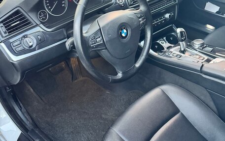 BMW 5 серия, 2013 год, 1 780 000 рублей, 7 фотография