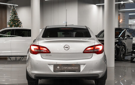 Opel Astra J, 2014 год, 895 000 рублей, 6 фотография