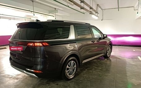 KIA Carnival, 2021 год, 3 950 000 рублей, 6 фотография