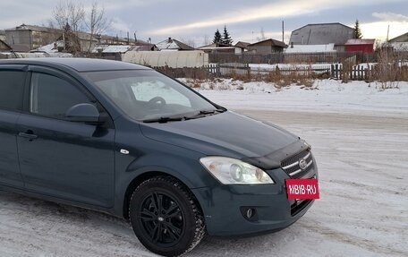 KIA cee'd I рестайлинг, 2008 год, 700 000 рублей, 16 фотография