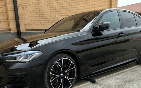 BMW 5 серия, 2019 год, 5 600 000 рублей, 3 фотография