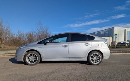 Toyota Prius, 2011 год, 1 000 000 рублей, 5 фотография