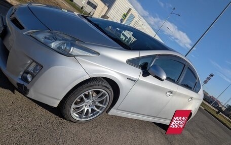 Toyota Prius, 2011 год, 1 000 000 рублей, 6 фотография