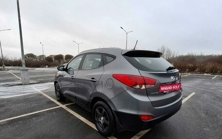 Hyundai ix35 I рестайлинг, 2013 год, 1 550 000 рублей, 2 фотография