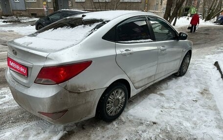 Hyundai Solaris II рестайлинг, 2015 год, 399 000 рублей, 4 фотография