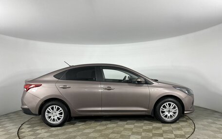 Hyundai Solaris II рестайлинг, 2021 год, 1 749 000 рублей, 6 фотография