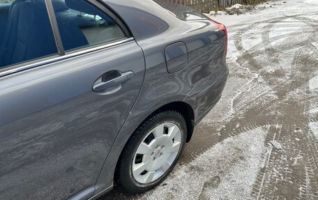 Toyota Avensis III рестайлинг, 2006 год, 800 000 рублей, 10 фотография