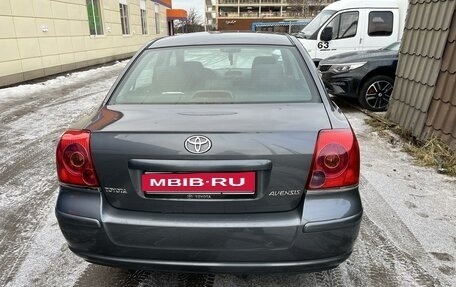 Toyota Avensis III рестайлинг, 2006 год, 800 000 рублей, 3 фотография