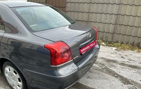 Toyota Avensis III рестайлинг, 2006 год, 800 000 рублей, 11 фотография