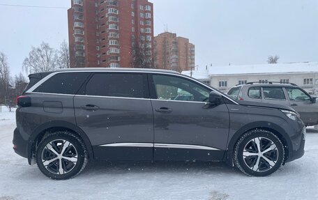 Peugeot 5008 II, 2020 год, 2 800 000 рублей, 3 фотография