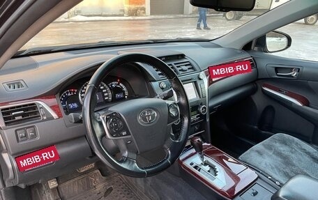 Toyota Camry, 2014 год, 1 750 000 рублей, 10 фотография