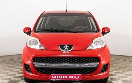 Peugeot 107 I рестайлинг, 2010 год, 410 000 рублей, 2 фотография