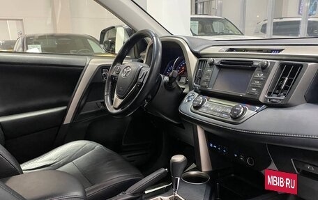 Toyota RAV4, 2013 год, 2 300 000 рублей, 11 фотография