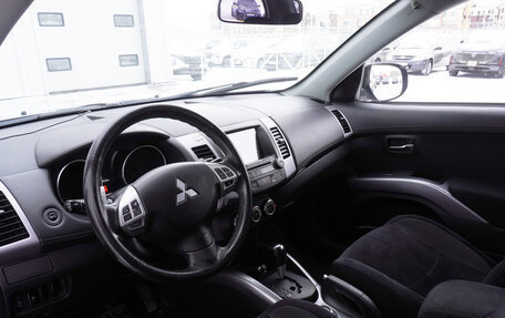 Mitsubishi Outlander III рестайлинг 3, 2011 год, 1 478 000 рублей, 9 фотография