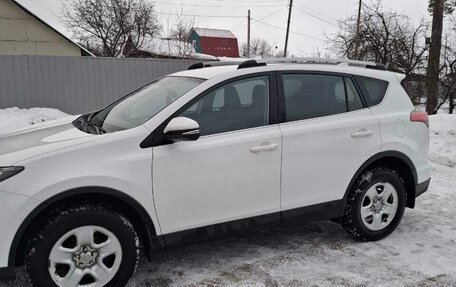 Toyota RAV4, 2017 год, 2 600 000 рублей, 10 фотография