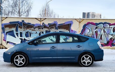 Toyota Prius, 2006 год, 1 050 000 рублей, 2 фотография