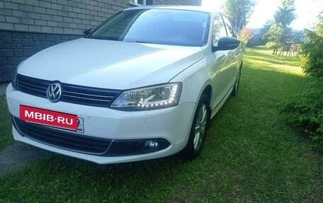 Volkswagen Jetta VI, 2014 год, 850 000 рублей, 10 фотография