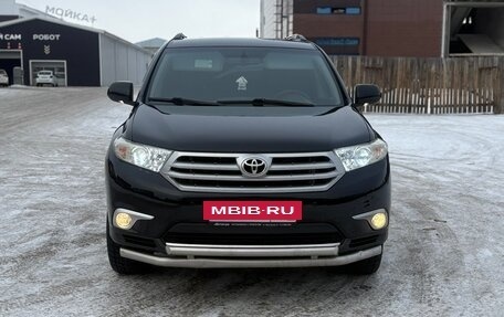 Toyota Highlander III, 2011 год, 2 250 000 рублей, 7 фотография