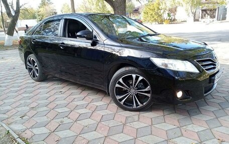 Toyota Camry, 2010 год, 1 450 000 рублей, 2 фотография