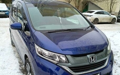 Honda Freed II, 2019 год, 2 000 000 рублей, 10 фотография