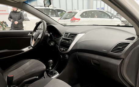 Hyundai Solaris II рестайлинг, 2014 год, 890 000 рублей, 15 фотография