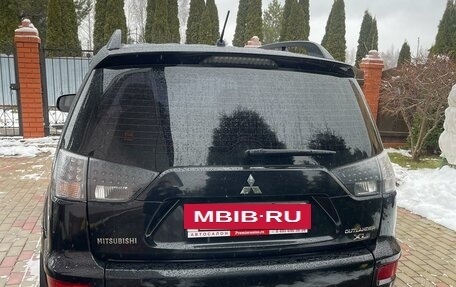 Mitsubishi Outlander III рестайлинг 3, 2011 год, 1 490 000 рублей, 4 фотография