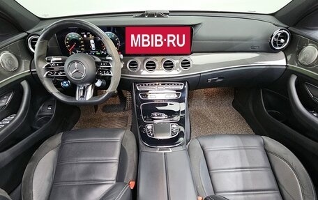 Mercedes-Benz E-Класс AMG, 2021 год, 5 617 000 рублей, 6 фотография