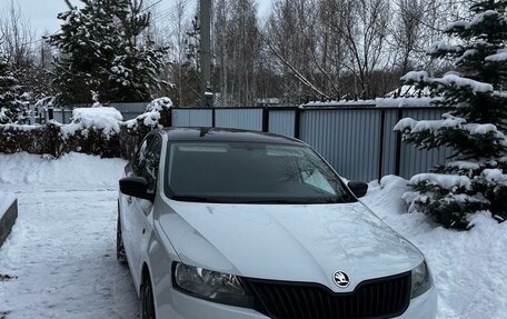 Skoda Rapid I, 2016 год, 1 330 000 рублей, 2 фотография