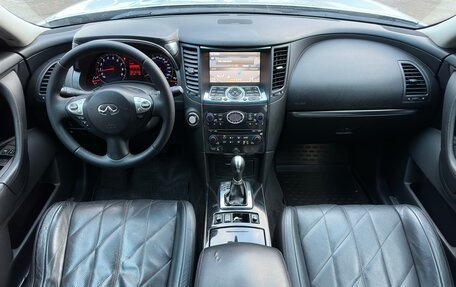 Infiniti FX II, 2008 год, 1 580 000 рублей, 9 фотография