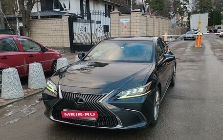 Lexus ES VII, 2021 год, 5 000 000 рублей, 10 фотография