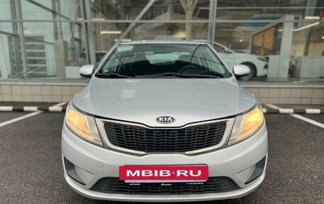 KIA Rio III рестайлинг, 2012 год, 810 000 рублей, 2 фотография