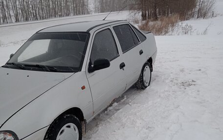 Daewoo Nexia I рестайлинг, 2010 год, 200 000 рублей, 2 фотография