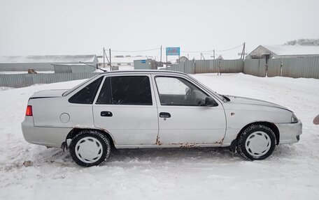 Daewoo Nexia I рестайлинг, 2010 год, 200 000 рублей, 10 фотография