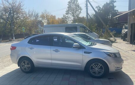 KIA Rio III рестайлинг, 2012 год, 999 999 рублей, 17 фотография