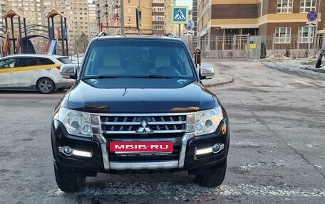 Mitsubishi Pajero IV, 2017 год, 2 950 000 рублей, 11 фотография