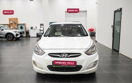 Hyundai Solaris II рестайлинг, 2012 год, 570 000 рублей, 2 фотография