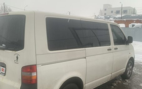 Volkswagen Transporter T5 рестайлинг, 2006 год, 900 000 рублей, 8 фотография