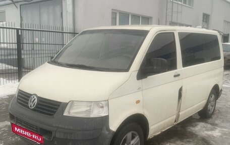 Volkswagen Transporter T5 рестайлинг, 2006 год, 900 000 рублей, 9 фотография