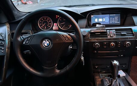 BMW 5 серия, 2004 год, 1 550 000 рублей, 18 фотография