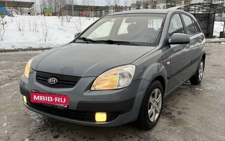 KIA Rio II, 2009 год, 675 000 рублей, 2 фотография