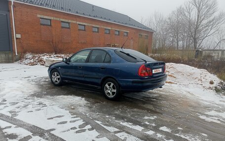 Mitsubishi Carisma I, 2002 год, 260 000 рублей, 2 фотография