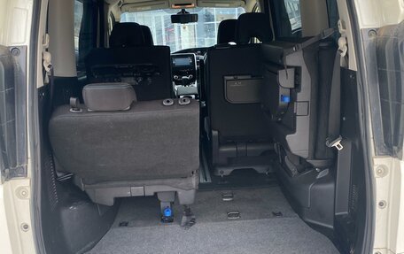 Nissan Serena IV, 2016 год, 1 830 000 рублей, 6 фотография