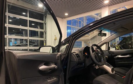 Toyota Auris II, 2012 год, 1 150 000 рублей, 21 фотография