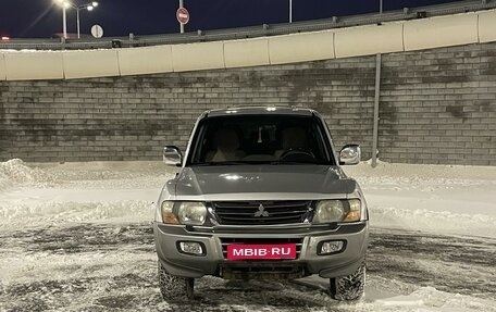 Mitsubishi Pajero III рестайлинг, 2000 год, 920 000 рублей, 1 фотография